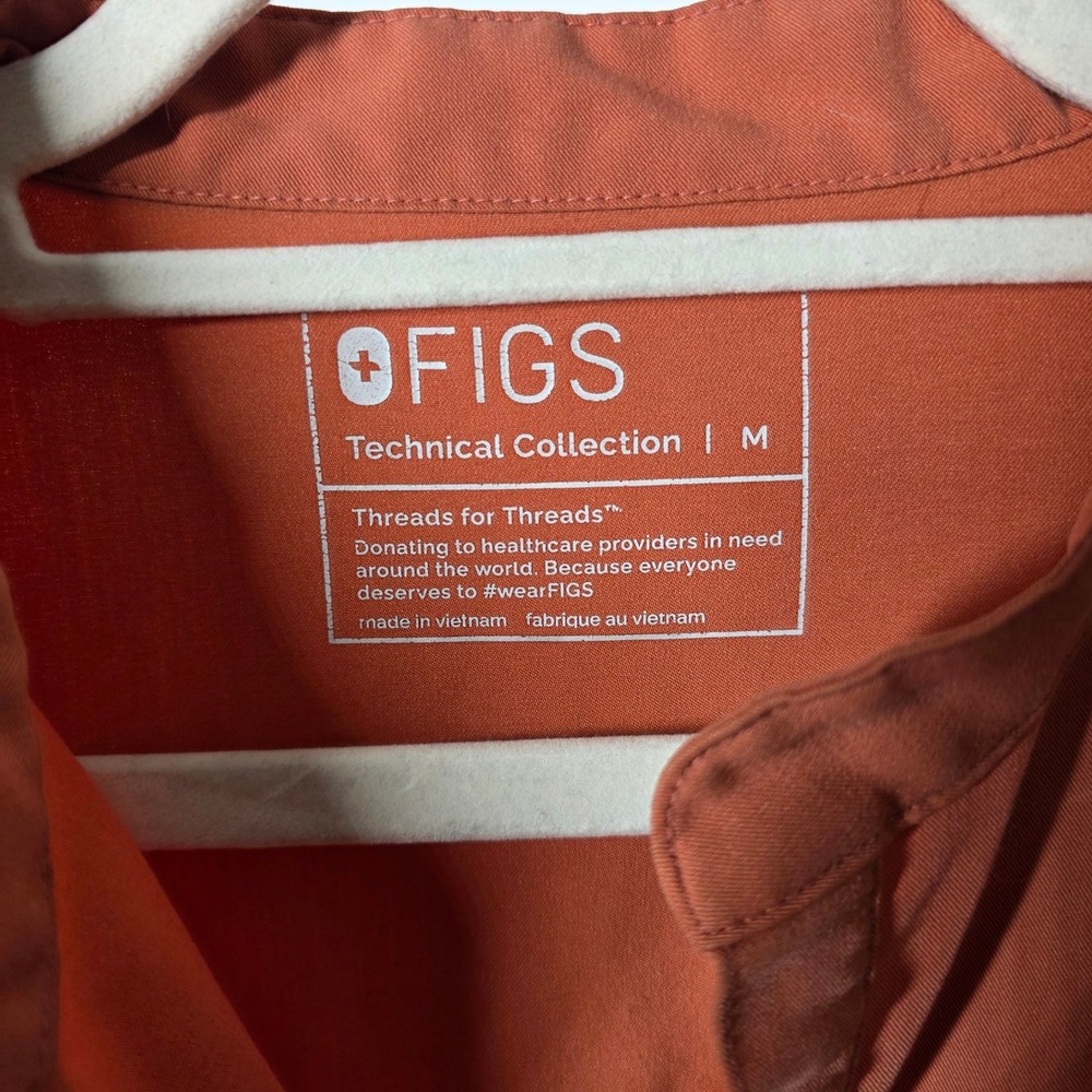 FIGS Rafaela Scrub Top Medium Clay Rust Mandarin Collar WXXSW1003N Womens - Picture 4 of 11